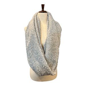 Infinity Scarf grey knobby EUC